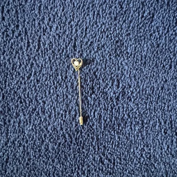 Vintage Opal Heart Stick Pin - Picture 4 of 4